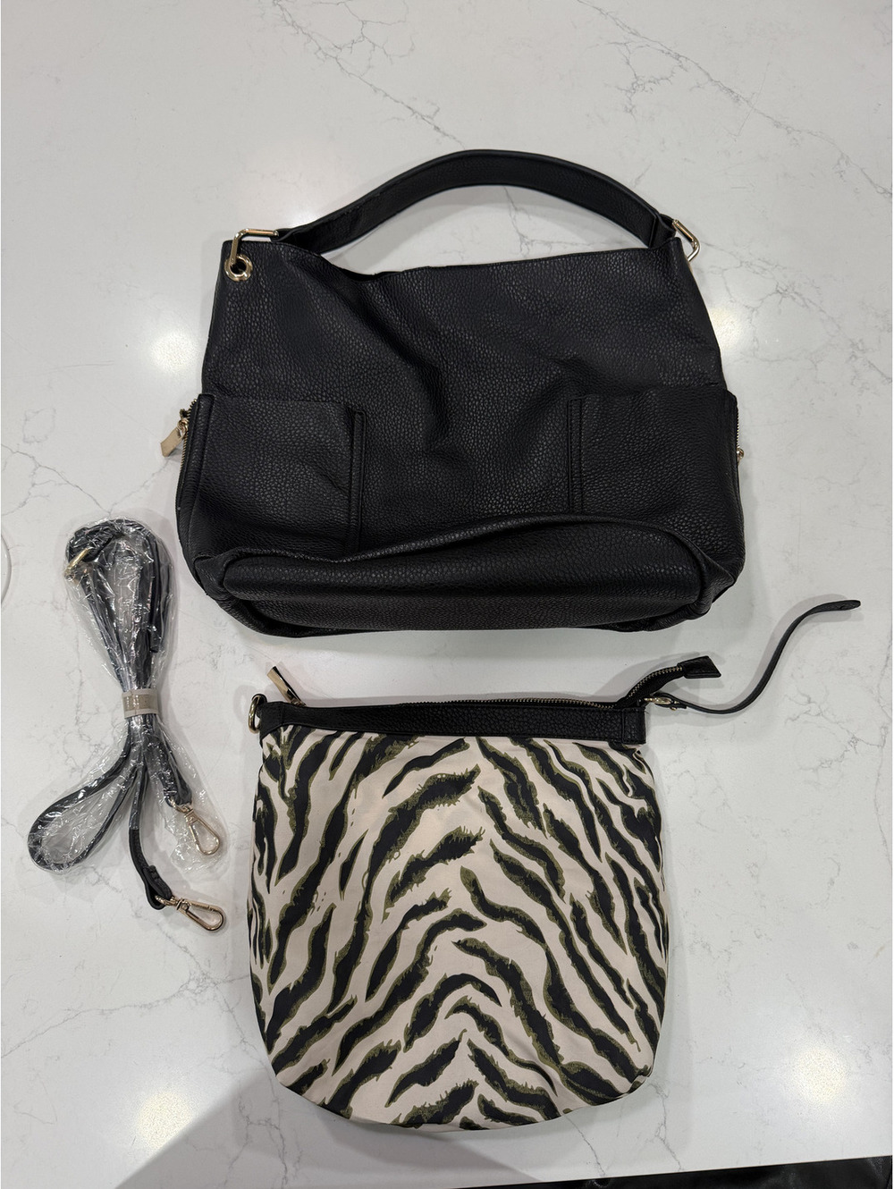 Black Pebbled Hobo Shoulder Bag Gold Hardware Convertible Crossbody Zebra Pouch